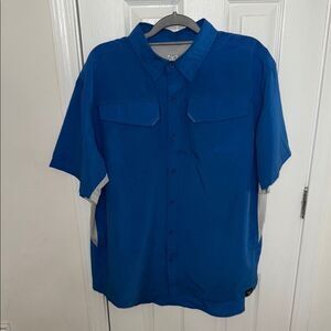 Men's Blue Short Sleeve Shirt